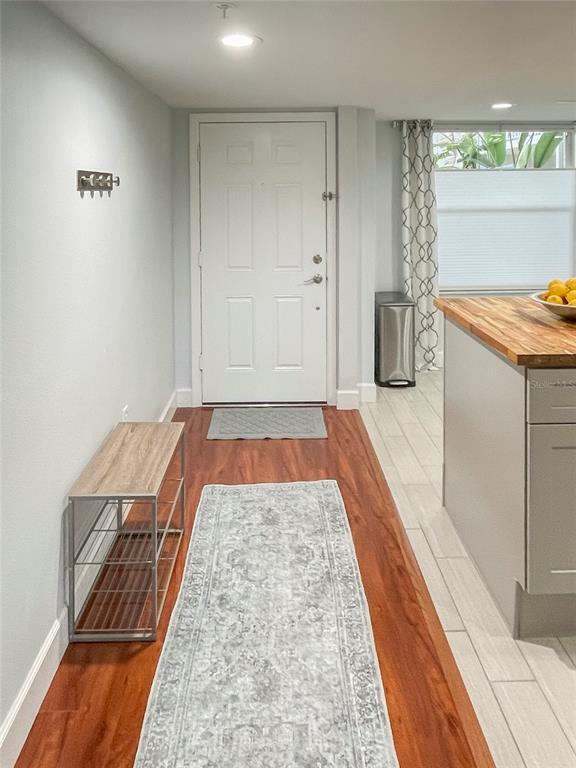 Foto del edificio - 9320 Clubside Cir