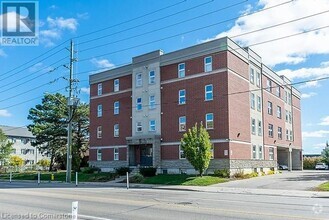 Building Photo - 81 Columbia St W