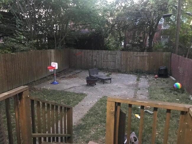 Building Photo - 5055 Fischer St