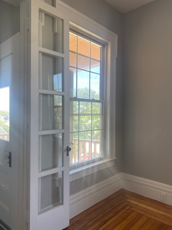 Building Photo - 115 Nesmith St