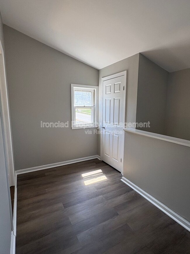 Building Photo - 818 Pine St