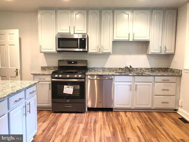 Foto del edificio - 2641 Purnell Dr