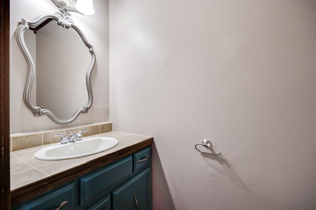 Building Photo - 4024 Quail Bush Dr