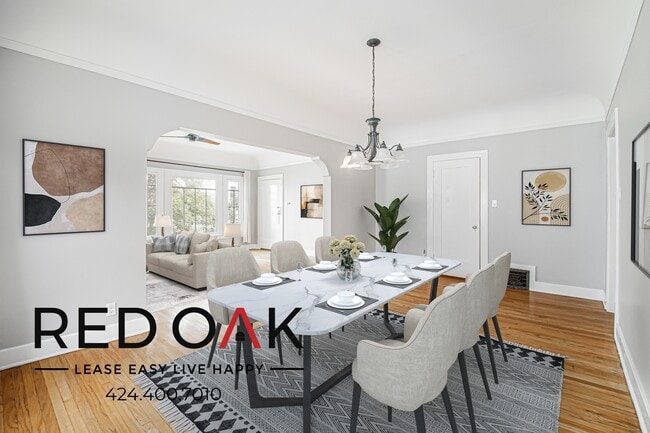 Foto del edificio - 147 S Sycamore Ave