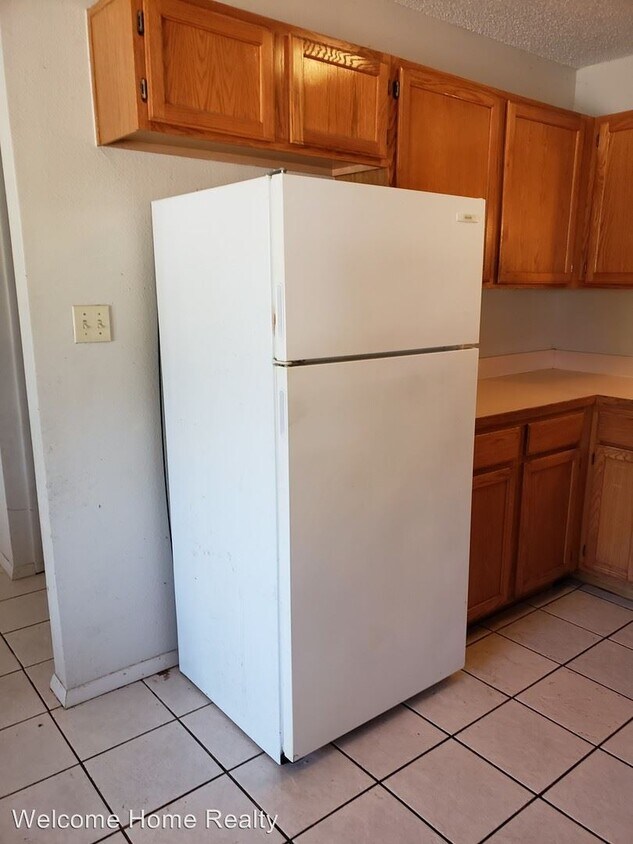 Building Photo - 3 br, 1 bath House - 1105 Marcial