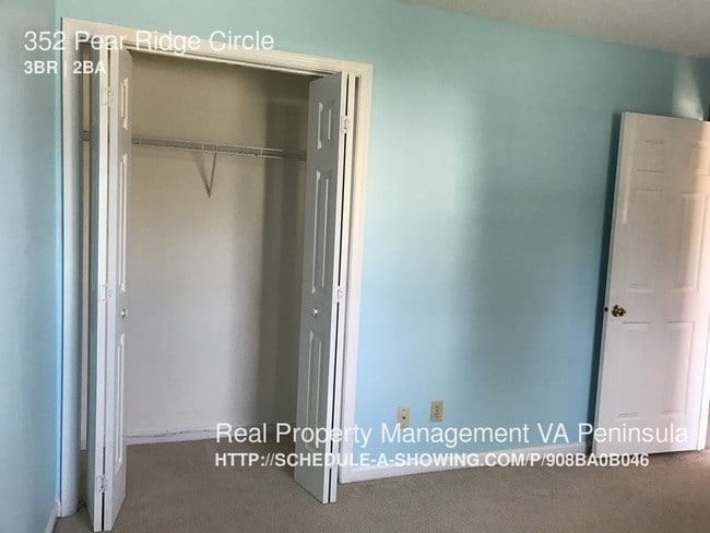 Building Photo - 352 Pear Ridge Cir