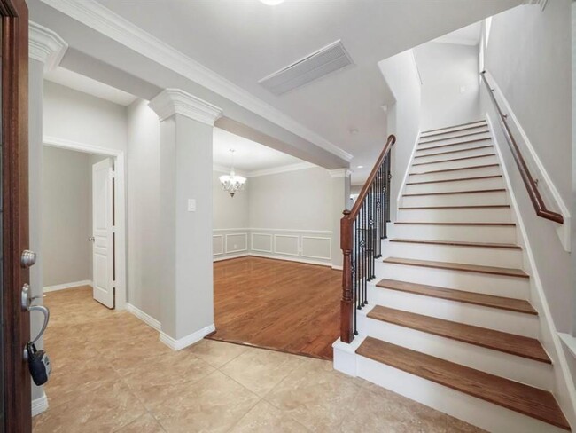 Building Photo - 1108 Beall Landing Ct