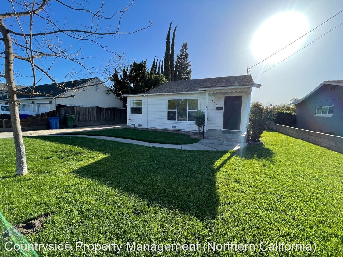 Primary Photo - 3 br, 2 bath House - 358 N Berkeley Ave