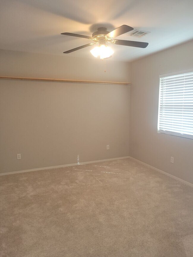 Building Photo - Peekskill