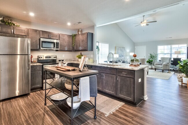 Foto del edificio - The Residences at Maren Reserve