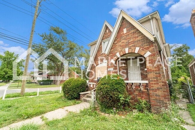 Building Photo - 9692 Outer Dr E