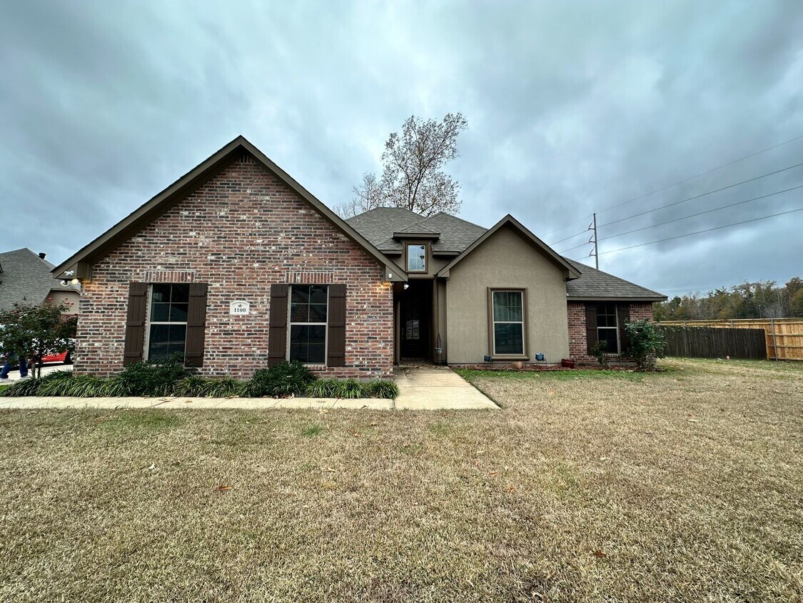 Primary Photo - Large lot in Haughton... Close to I-20