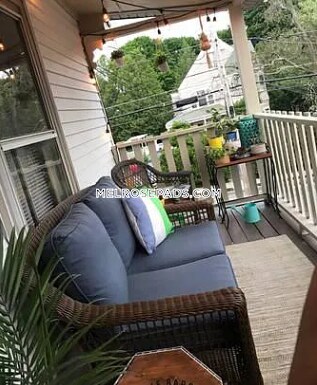 Building Photo - 220 Grove St