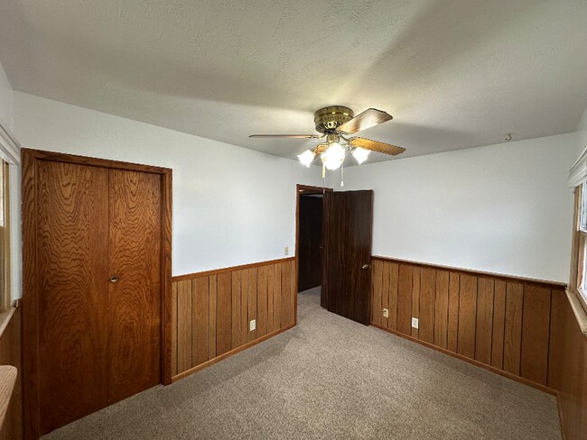 Foto del edificio - 9418 Meredith Ave