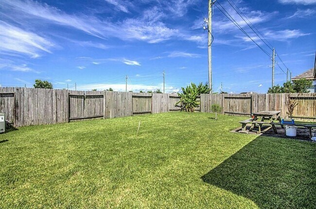 Foto del edificio - 171 Horn Ct