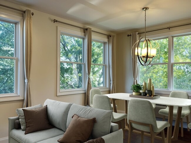 Building Photo - 140 36th St