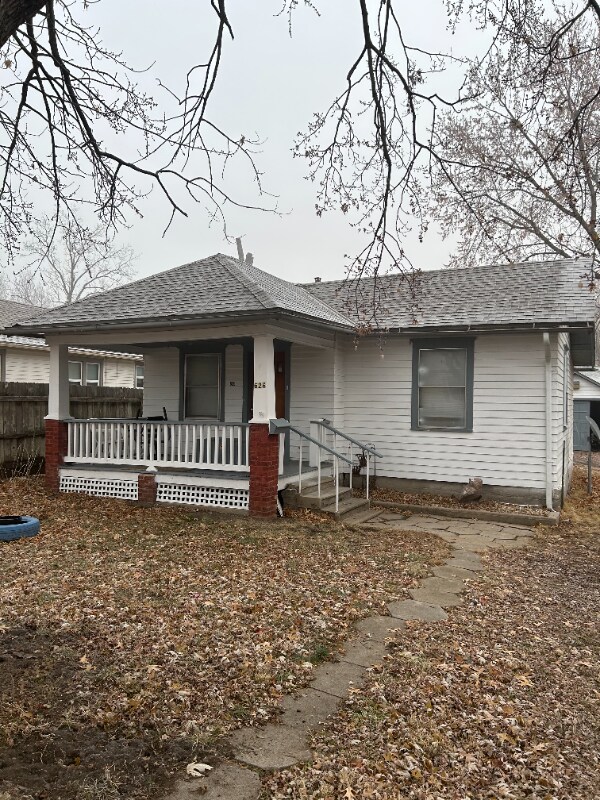 626 SW Medford Ave, Topeka, KS 66606 House Rental in Topeka, KS