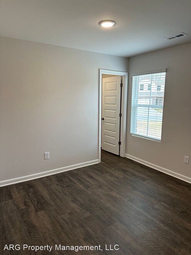 Building Photo - 4 br, 2 bath House - 2126 Kilpatrick Lane