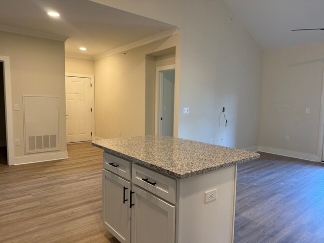 Building Photo - Robinson Ridge Apartments