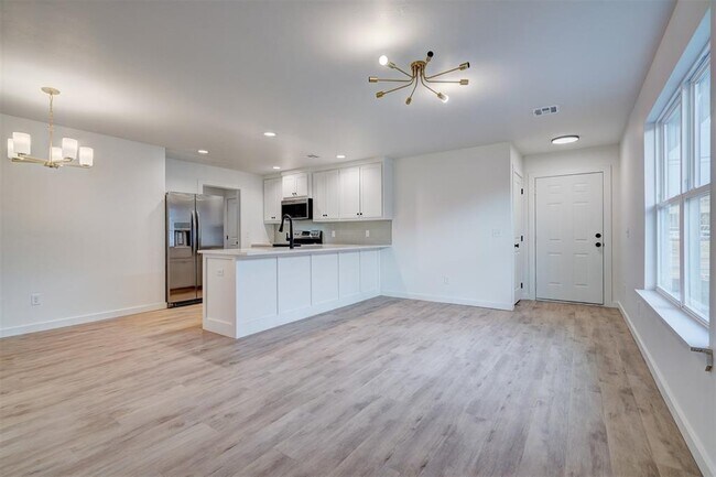 Foto del edificio - 224b NW 122nd St