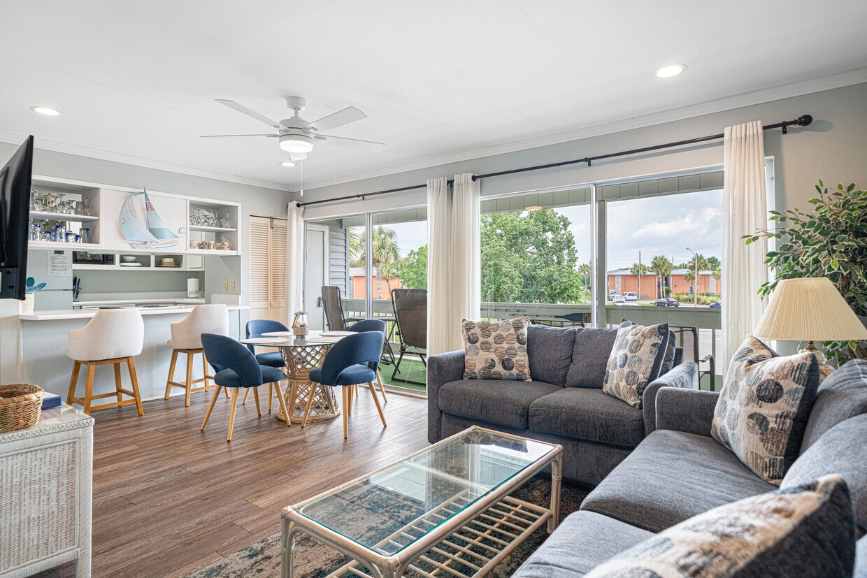 Foto principal - 4000 Gulf Terrace Dr