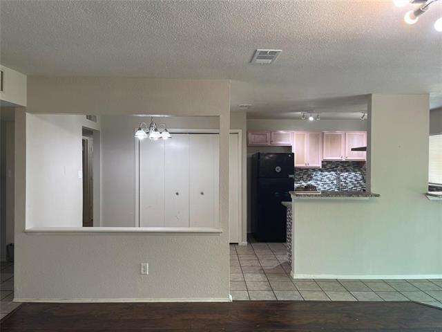 Foto del edificio - 630 Valley View Dr