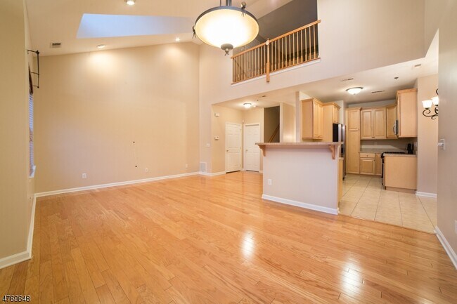 Building Photo - 36 Taft Ln