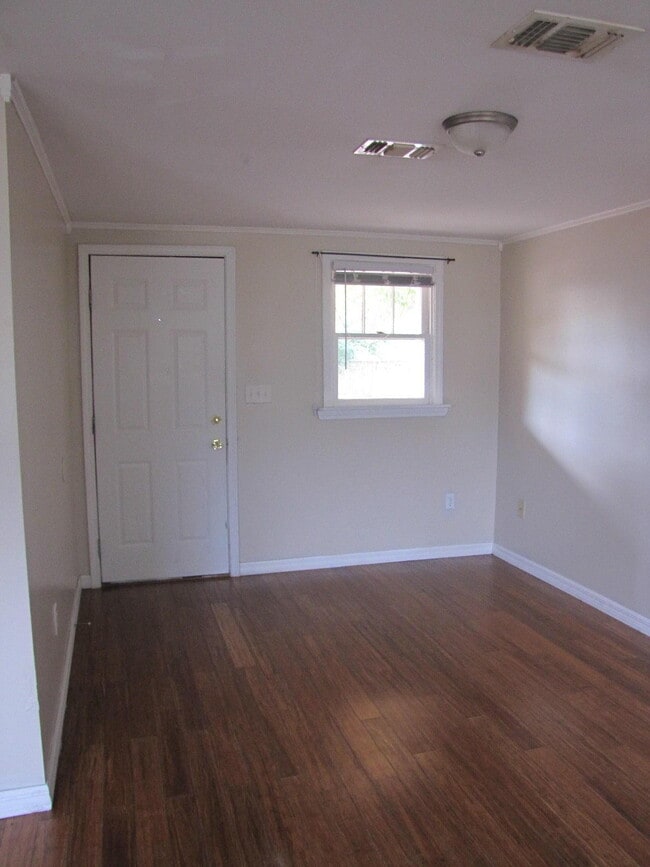 Building Photo - 451 E 3rd Ave