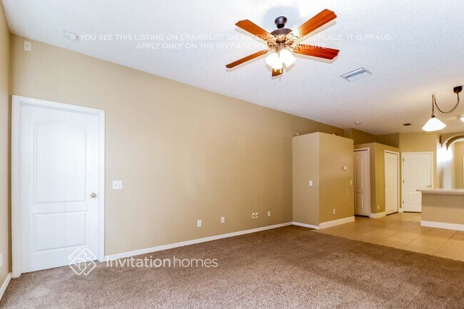 Foto del edificio - 1743 Roseroot Ct