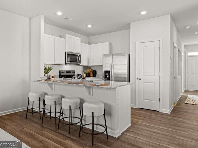 Foto del edificio - 5976 Skylar Dr