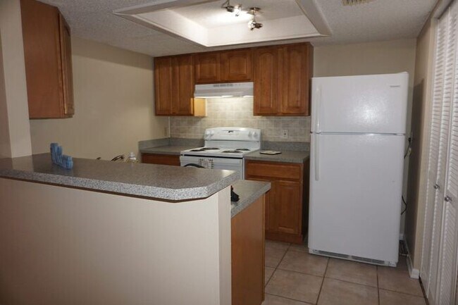 Foto del edificio - 3 bedroom townhouse near NAS Jax