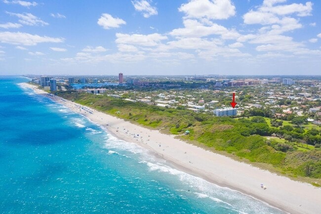 Photo - 601 N Ocean Blvd Apartment