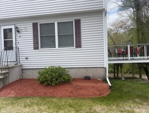 Primary Photo - 101 Donohue Rd