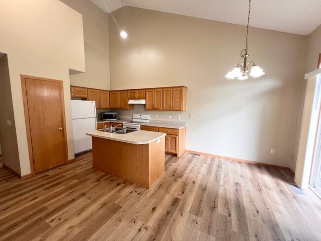 Main level with new flooring - 2151 Cleveland Way S