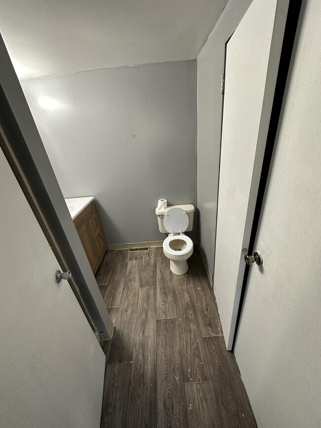 Foto del edificio - 1464 Hudson St