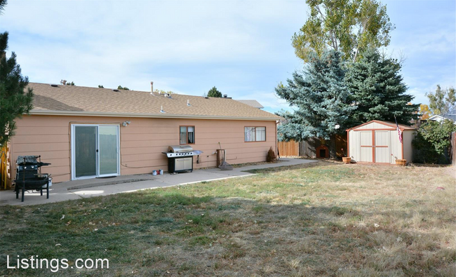 Foto del edificio - 3 br, 1 bath House - 8195 Freemantle Dr