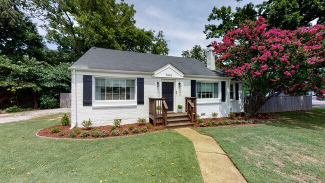 Building Photo - 5602 Stoneway Trl