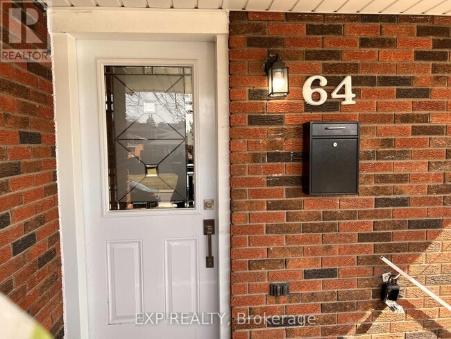 Photo du bâtiment - 64 Gainsborough Rd