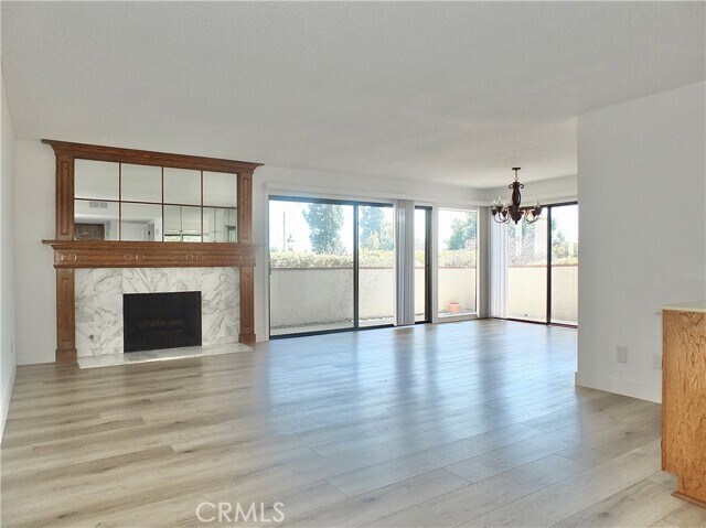 Foto principal - 6348 Riviera Cir