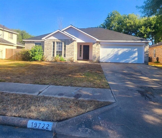 Foto del edificio - 19722 Ridge Falls Ct