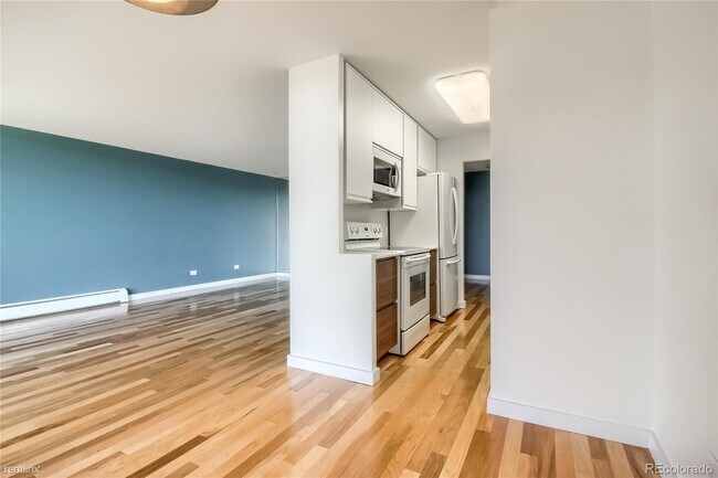 Foto del edificio - 2 br, 2 bath Condo - 955 Eudora Street 901E