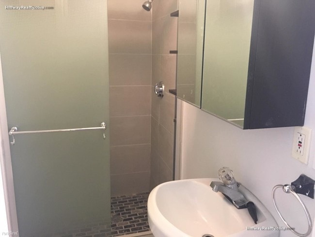 Building Photo - 2 br, 1 bath  - 99 Addison St