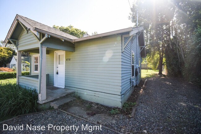 Foto del edificio - 2 br, 1 bath House - 4330 SE Roswell St
