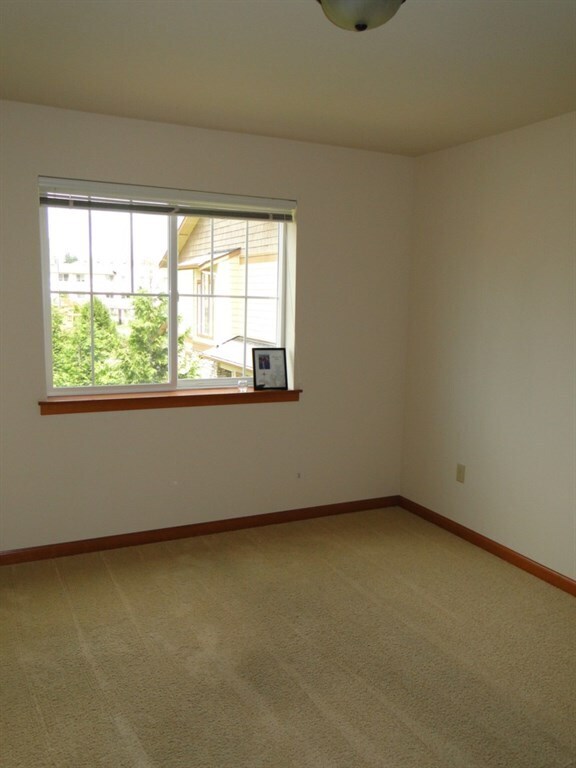 Foto del edificio - 18532 36th Ave W
