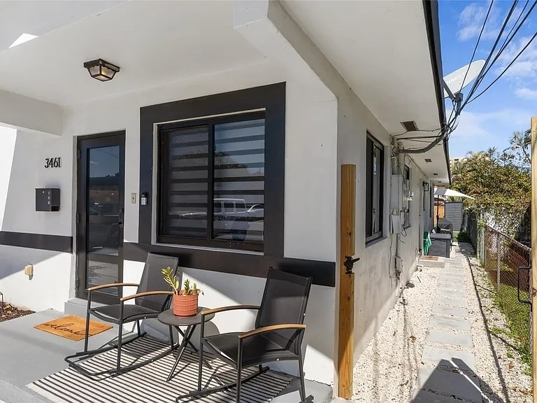 Photo - 3461 SW 24th St (Miami, FL)