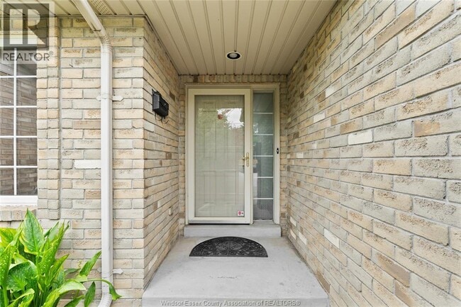 Building Photo - 816 Virginia Park Ct