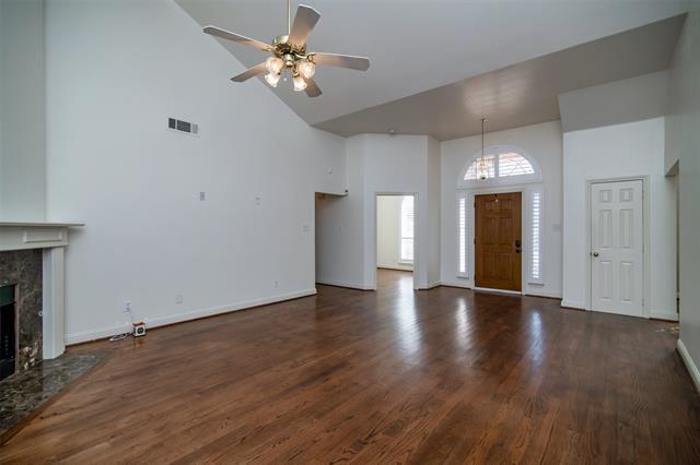 Foto del edificio - 2209 Heather Ridge Ln