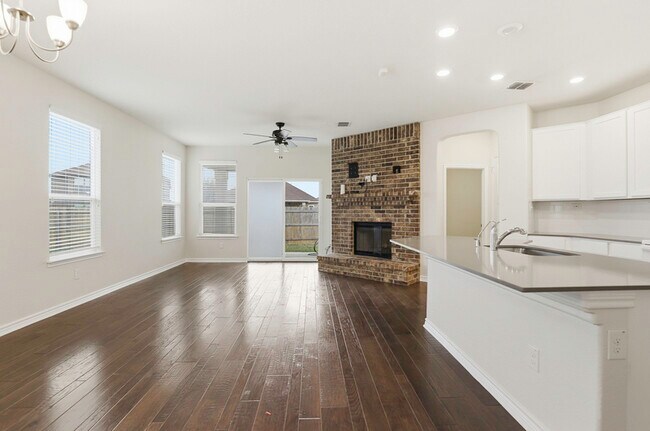 Building Photo - 7907 Expectation Dr