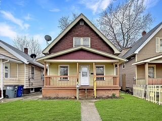 Foto del edificio - 822 Clay Ave