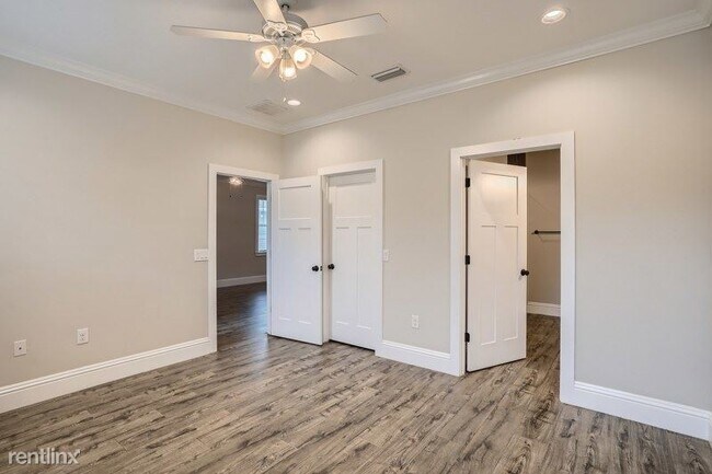 Building Photo - 3 br, 2 bath House - 1516 E North Street UNIT